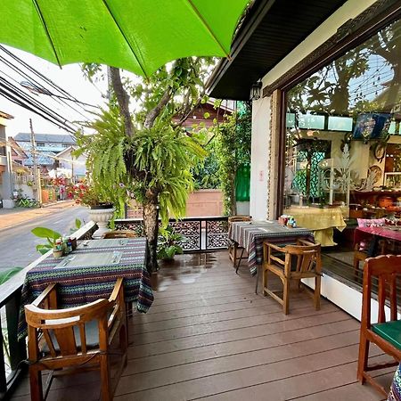 Baan Huenphen Boutique Hotel Chiang Mai Eksteriør bilde