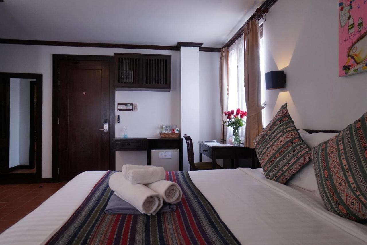Baan Huenphen Boutique Hotel Chiang Mai Rom bilde