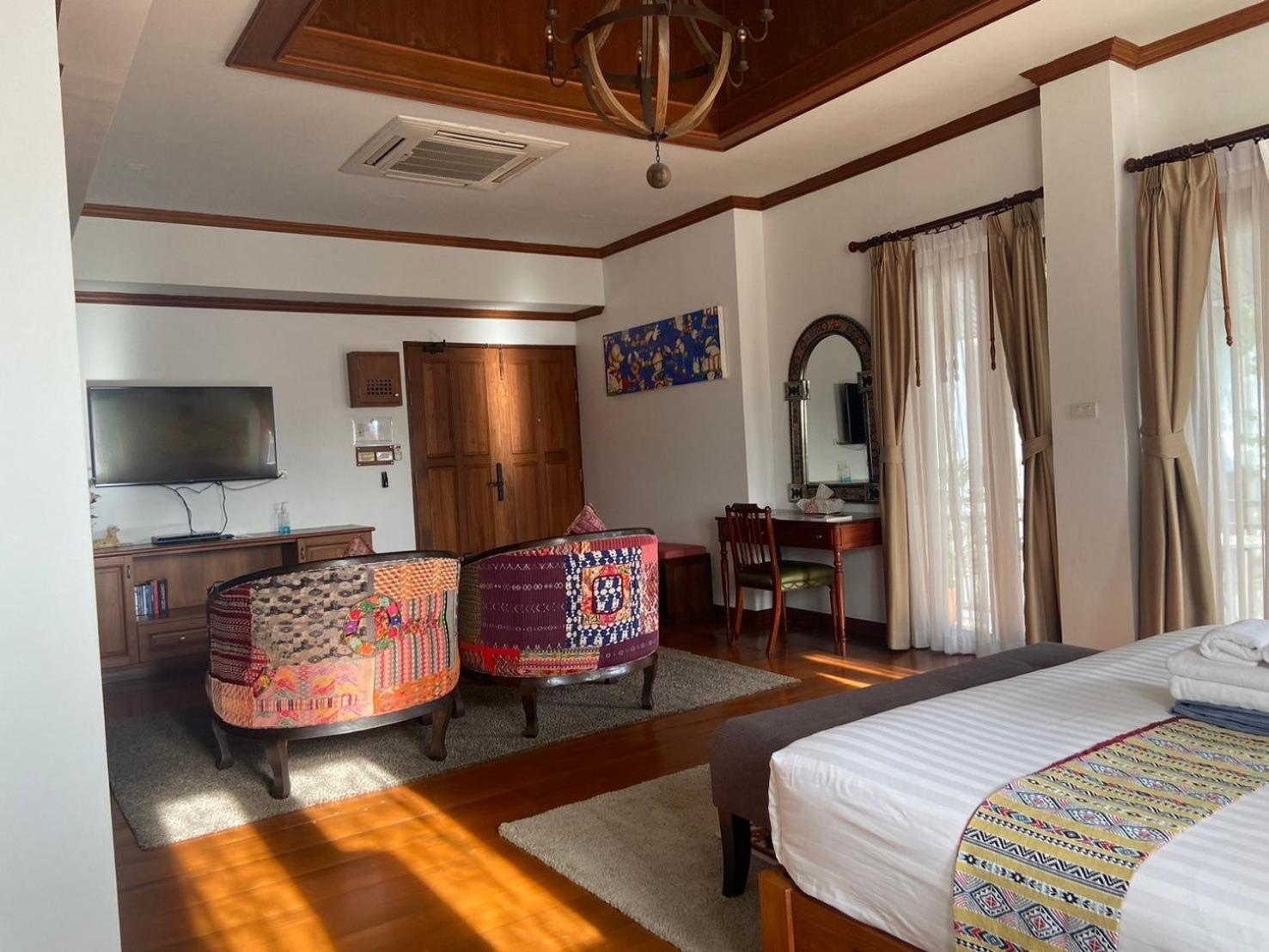 Baan Huenphen Boutique Hotel Chiang Mai Rom bilde