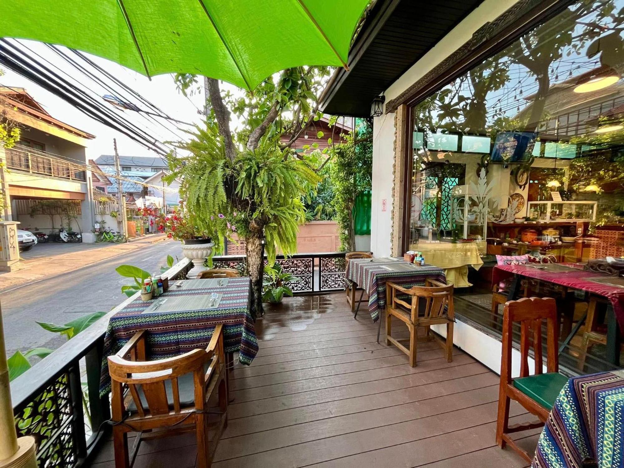 Baan Huenphen Boutique Hotel Chiang Mai Eksteriør bilde