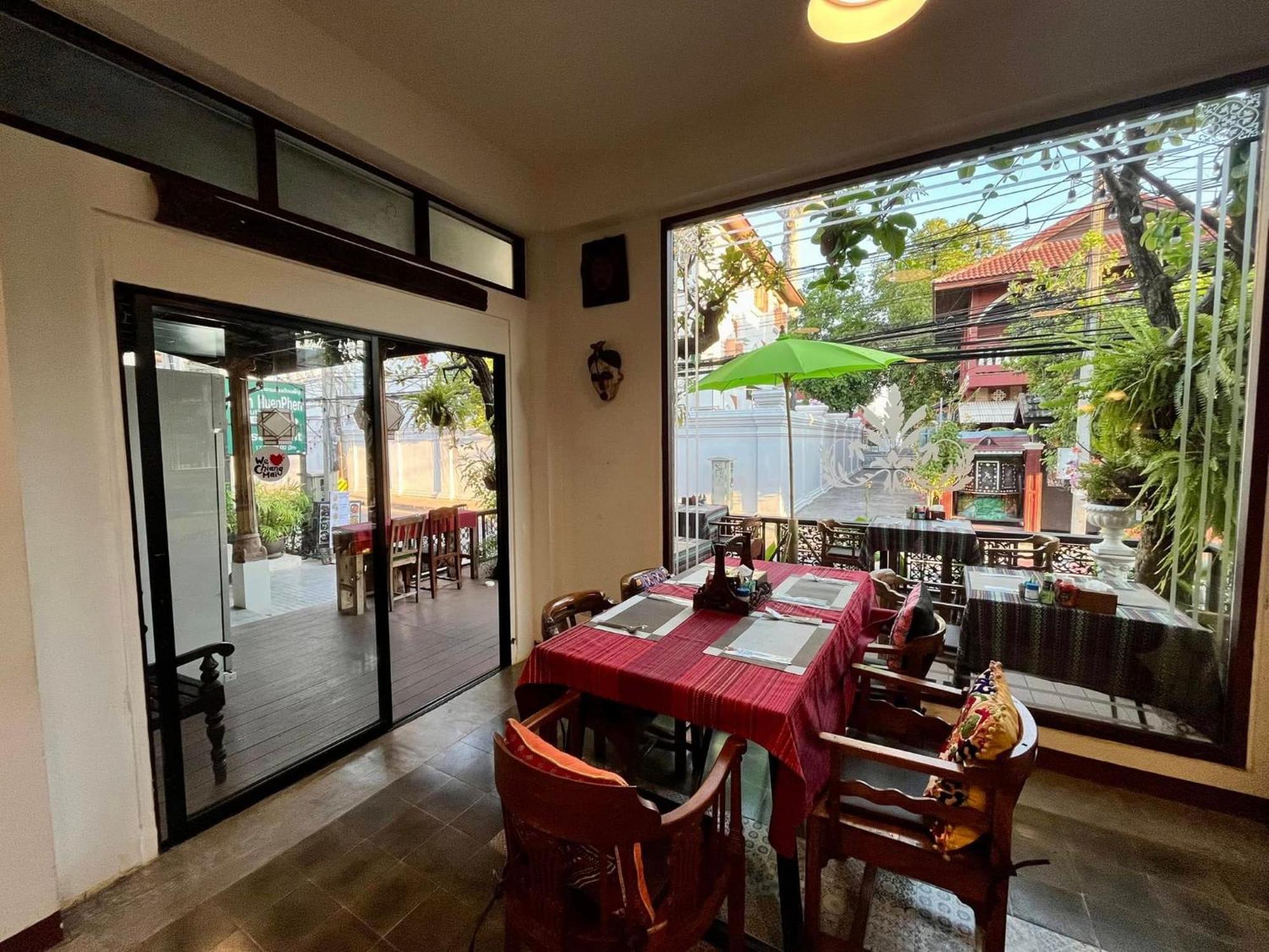 Baan Huenphen Boutique Hotel Chiang Mai Eksteriør bilde